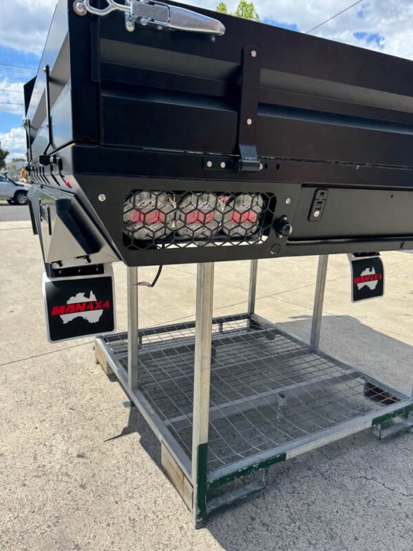 Steel trays for all dual cab - Image 4